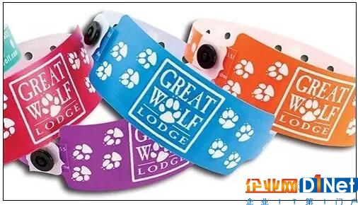 大狼屋度假村在其最新水上樂園上使用RFID腕帶